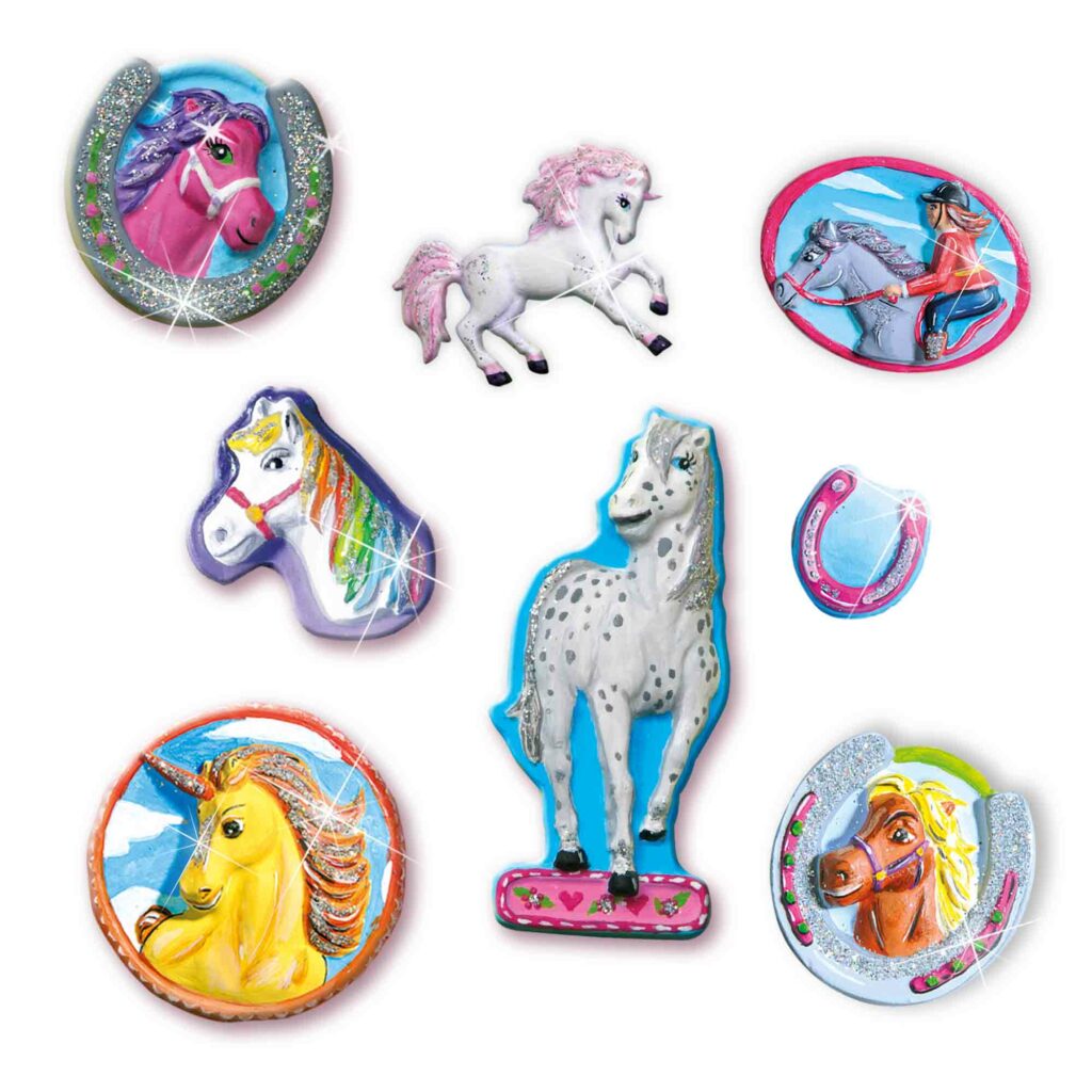 Casting and painting – Fantasy horses