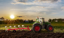 Load image into Gallery viewer, 1:32 Full reversible plough