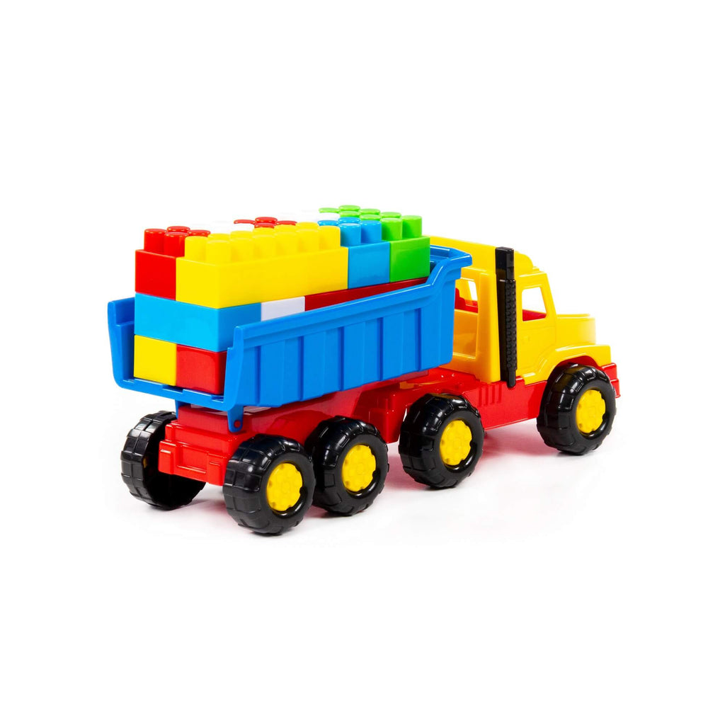 Dump truck with 17 Builder blocks