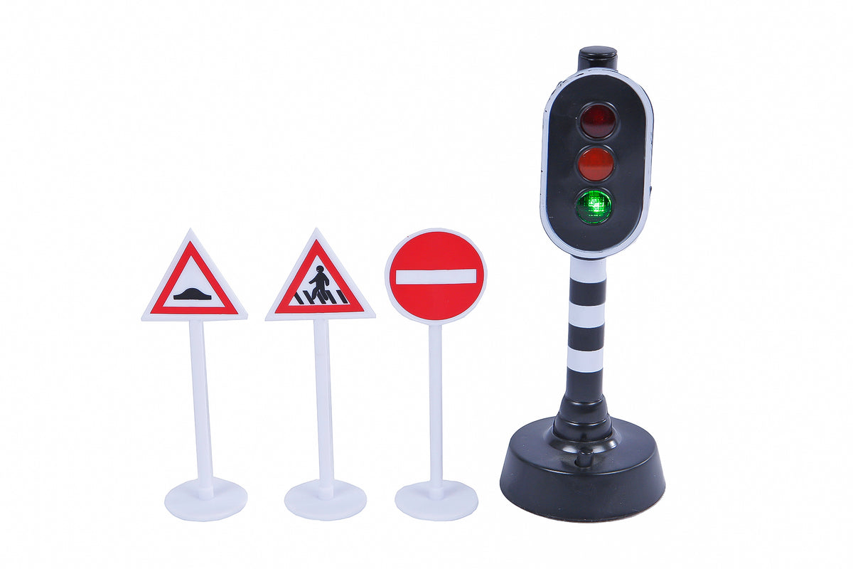 Traffic light with 3 traffic signs