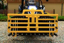Load image into Gallery viewer, 1:32 Britains Front/rear mounted Buckrake