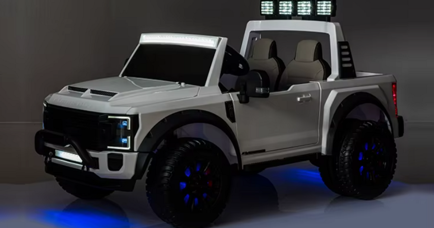 Ford Super Duty F450 24V Electric Ride On Truck WHITE