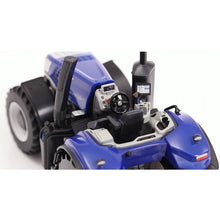Load image into Gallery viewer, 1:32 New Holland T8.435