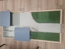 Load image into Gallery viewer, Single farms - 2 sheds &amp; 2 silos