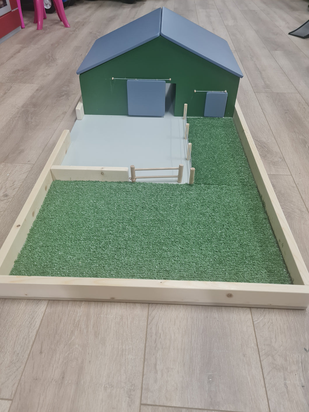 Double Shed & Field