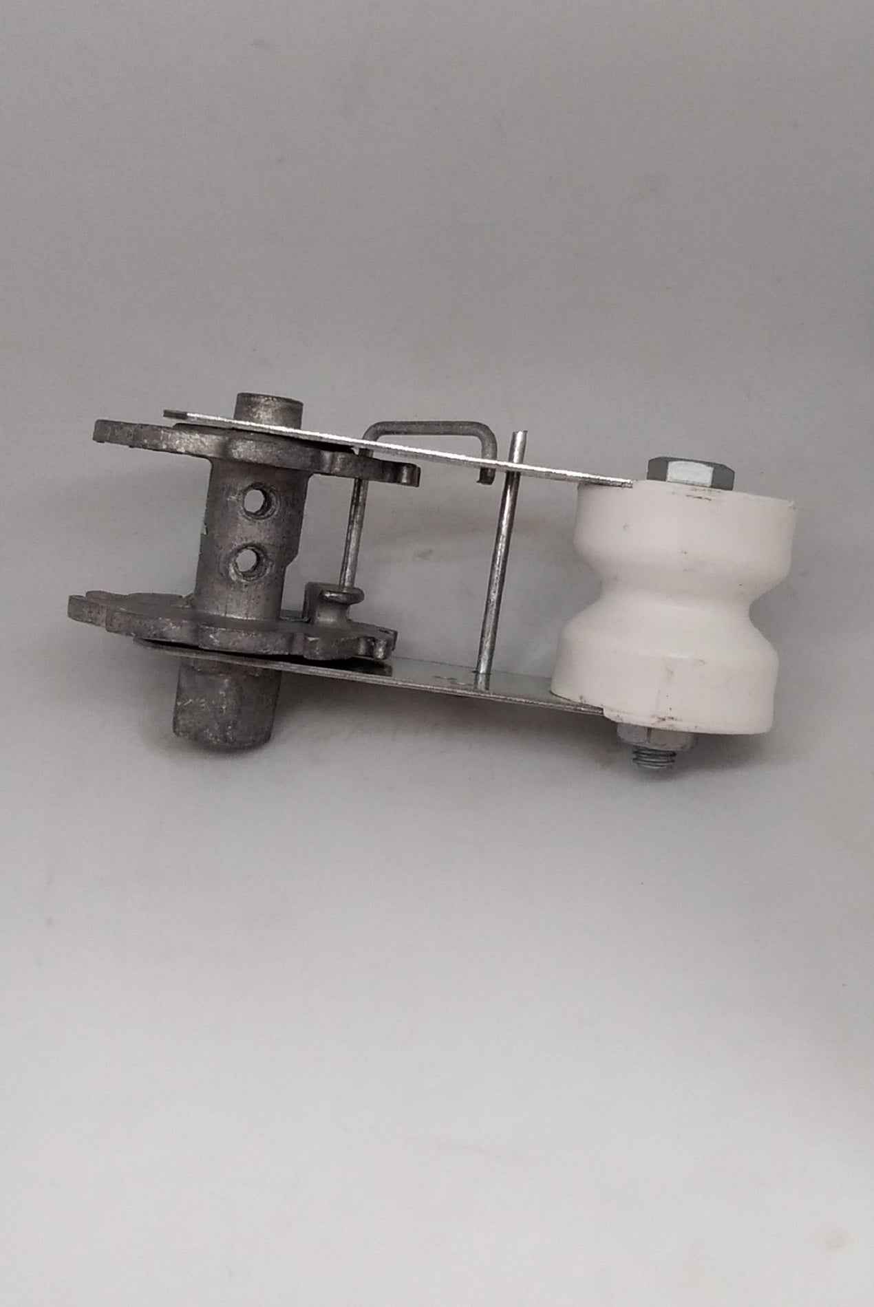 Ratchet Strainer Insulator