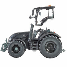 Load image into Gallery viewer, 1:32  Valtra Q305 Black