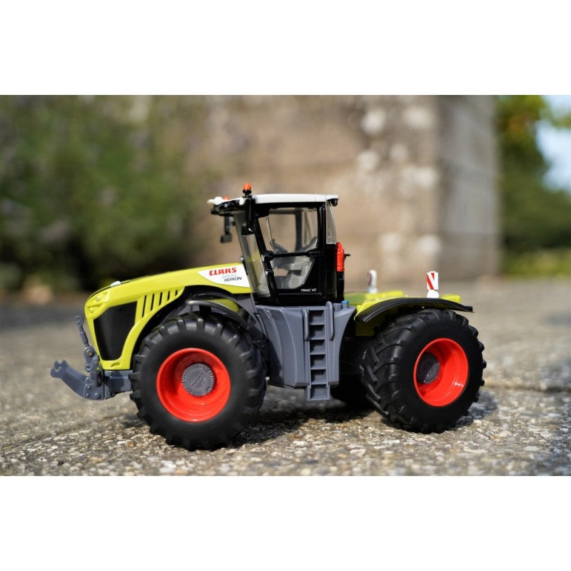 1:32 Claas Xerion 5000