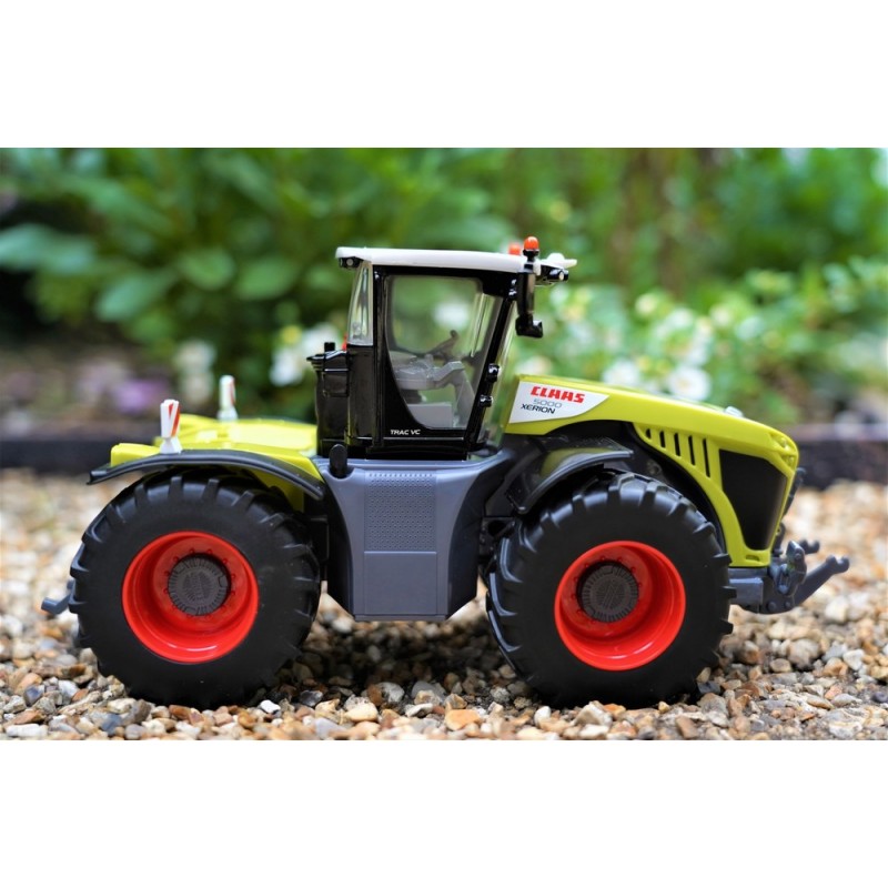 1:32 Claas Xerion 5000
